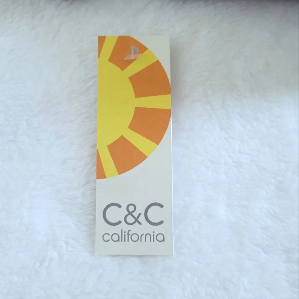 C&C California🌴 Basic Tee👕 - NWT - Picture 6 of 11